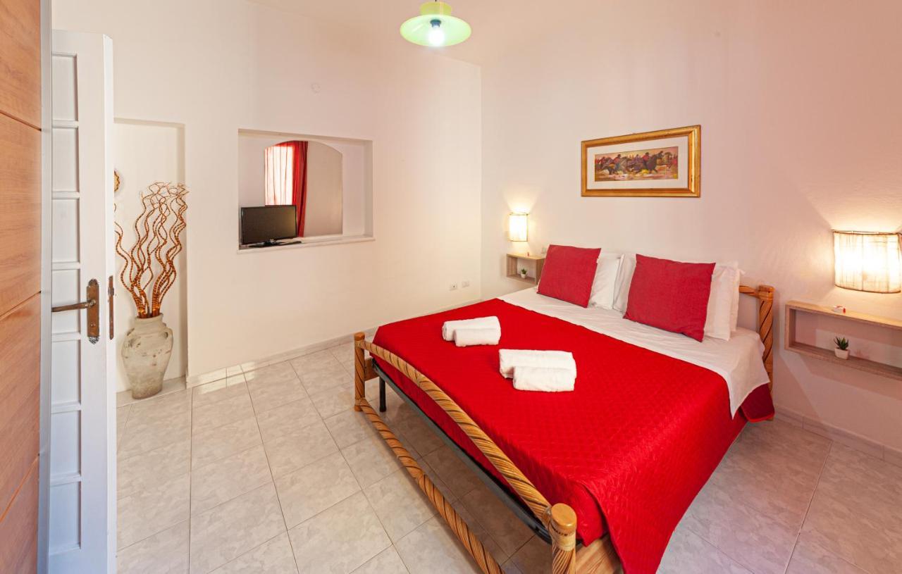 Affittacamere Nonno Natalino Castelsardo Exterior photo